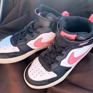 Nike Kids Black and Pink Sneakers